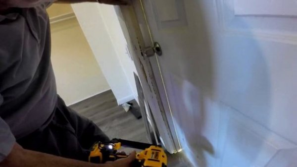 How to Replace Door Stop Molding on Interior Door