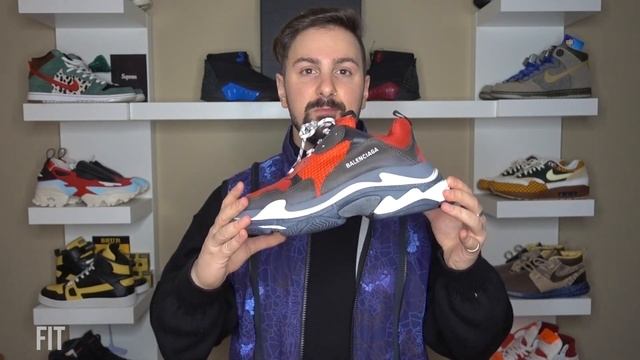 WATCH THIS BEFORE YOU BUY BALENCIAGA TRIPLE S! Review & On Feet смотреть онлайн
