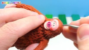 КАК СДЕЛАТЬ АНИМАЦИЮ ИЗ ПЛАСТИЛИНА _ Лепим Линка из фильма Потерянное звено.mp4