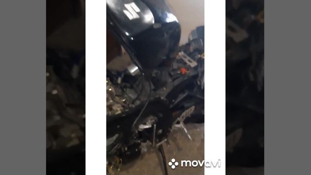 Suzuki GSXR 600 k7 с пооблемой смотреть онлайн