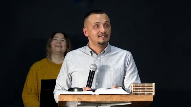 Воскресное Богослужение "Адвент. Свеча Пастухов или Свеча Радости" - Сергей Мишарин. смотреть онлайн