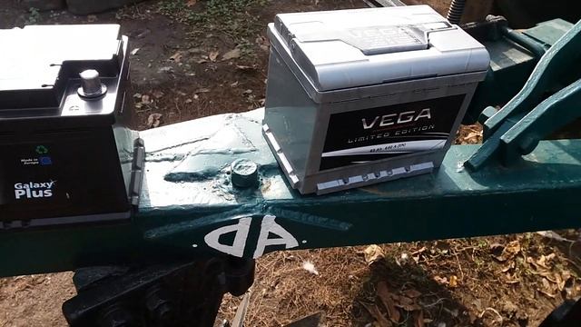 Покупка и установка новых аккумуляторов на ЮМЗ-6 и ВАЗ 2106, первый пуск..... смотреть онлайн