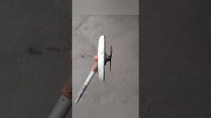 Тяпка из триммера + грабли (как легко прополоть грядку)