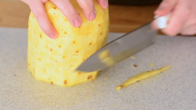How To Cut A Pineapple смотреть онлайн