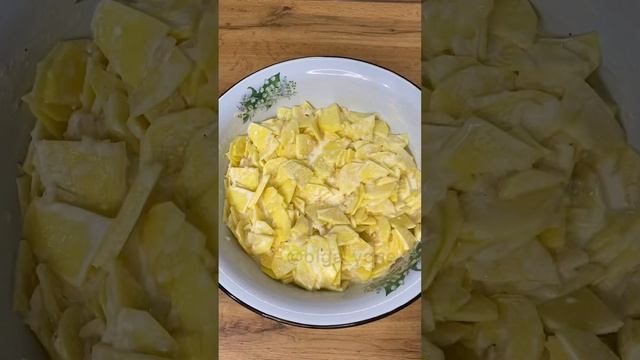 Картофельный гратен! Простой и вкусный рецепт!
