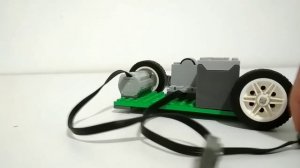 Как сделать машину на пульте из Лего