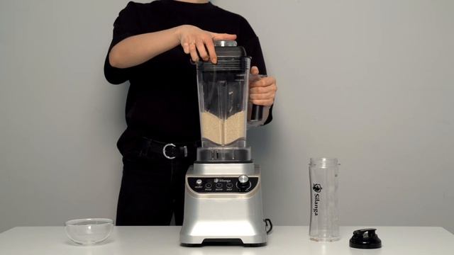 Как блендер Silanga BL1500 PRO справляется с крупами. смотреть онлайн