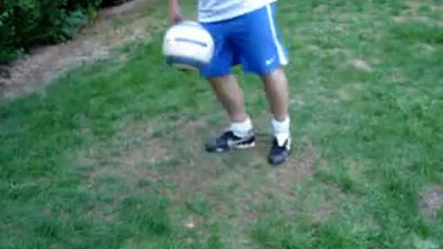 Много футбольных трюков смотреть онлайн