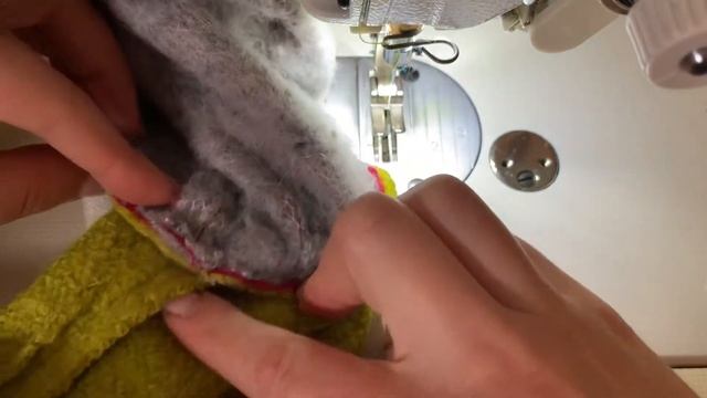 Детское зимнее пальто. 21 Обработка низа рукавов подкладкой смотреть онлайн