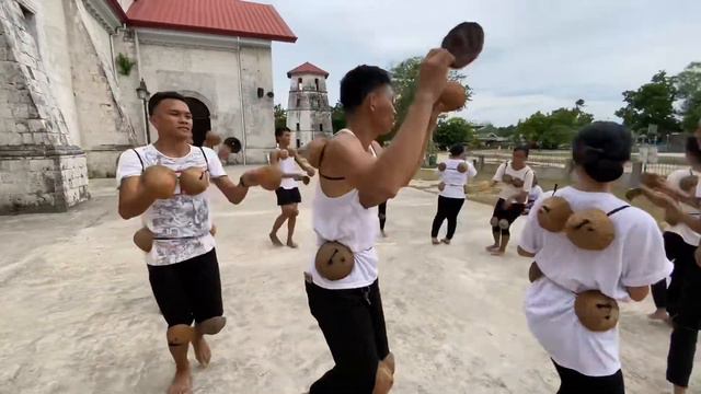 Maglalatik- folk dance смотреть онлайн