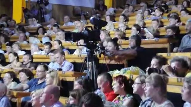 Со мною вот что происходит.avi смотреть онлайн