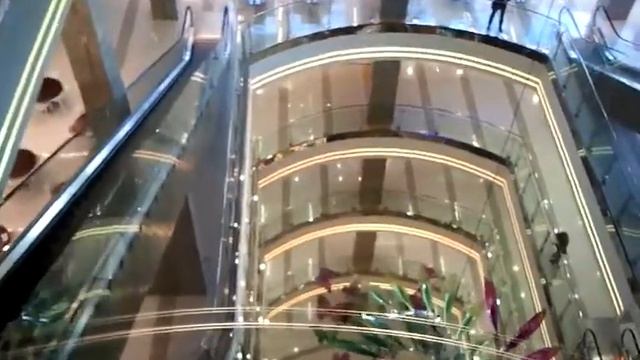 Где в Гуливере Киев находится Визовый центр Польши смотреть онлайн