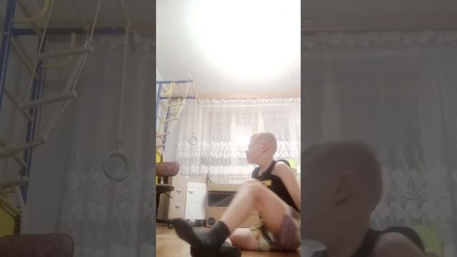 кручение на голове смотреть онлайн