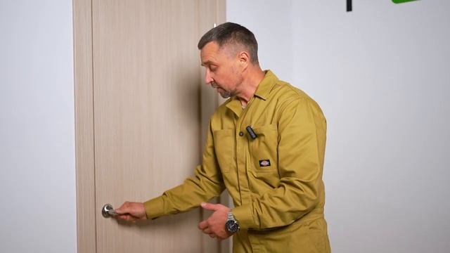 Как правильно принимать монтаж межкомнатных дверей? / Идеальная установка двери смотреть онлайн