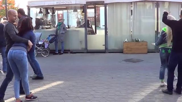 MBAND "Помедленнее " танец на улице смотреть онлайн