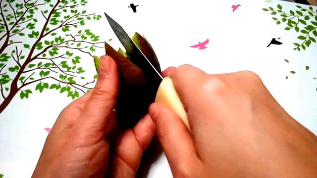4 ЛАЙФХАКА КАК КРАСИВО НАРЕЗАТЬ КИВИ! УКРАШЕНИЯ ИЗ ФРУКТОВ! КАК КРАСИВО НАРЕЗАТЬ ФРУКТЫ! смотреть онлайн
