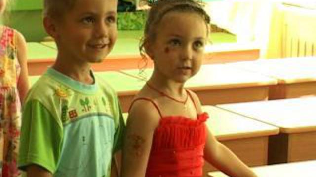 веселый праздник-день рождения 5 лет, Севастополь 93-33-12 смотреть онлайн