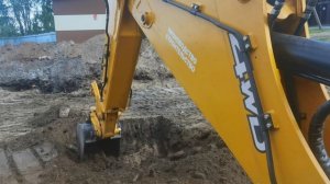 Экскаватор Bull hd100