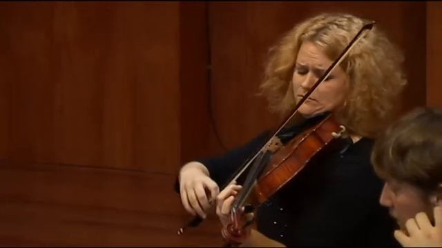 W. A. Mozart - String Quartet in D minor KV 421 - Mucha Quartet смотреть онлайн