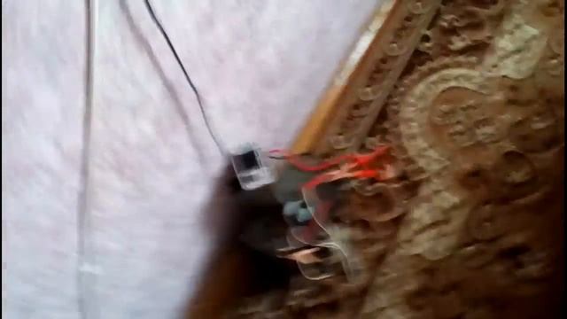 Инвертор 1200 W ватт 12-220 Power Inverter