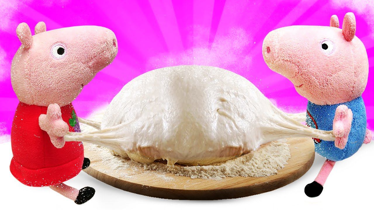 Пеппа и Джордж готовят праздничный пирог. Видео для детей про игрушки Свинка Пеппа на русском смотреть онлайн