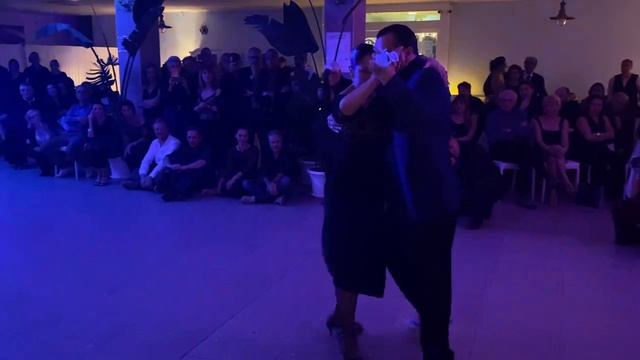 Rino Fraina e Graziella Pulvirenti - Masters of Tango - Milonga "La Magica" смотреть онлайн