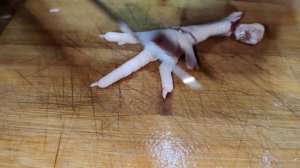 КАК УДАЛИТЬ ТРУБЧАТУЮ КОСТЬ ИЗ КУРИНОЙ  ЛАПЫ
