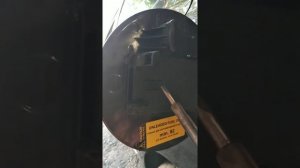 Как снять лючок бензобака на kia ceed