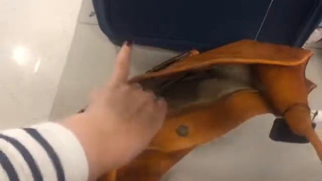 IYa40 Итальянская Кожаная Сумка Мешок 150$. смотреть онлайн