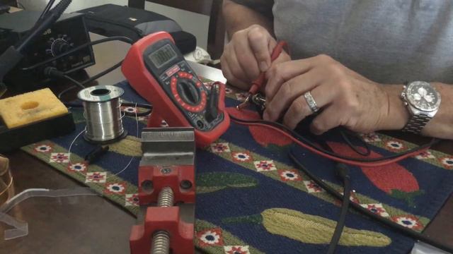 Mogami 2524 Guitar Cable With Neutrik Silent Plug - How To Wire / Solder The Cable - Vs Canare GS-6