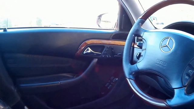 Mercedes-Benz S-Class W220 Video