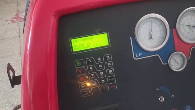 Renault Fluence aracımıza klima gazı basacaz kaç lt yağ ve gaz alır kaç paraya yapılır 2020 смотреть онлайн