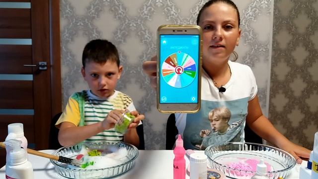 ? ЧЕЛЛЕНДЖ РУЛЕТКА ВЫБИРАЕТ ИНГРЕДИЕНТЫ ДЛЯ СЛАЙМА / КАК СДЕЛАТЬ ЛИЗУН ИЗ СЛУЧАЙНЫХ ИНГРЕДИЕНТОВ смотреть онлайн