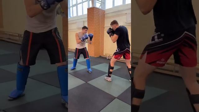 Классика кикбоксинга и рукопашного боя ? #кранмма #kranmma #рукопашныйбой #арб #мма #тайскийбокс смотреть онлайн
