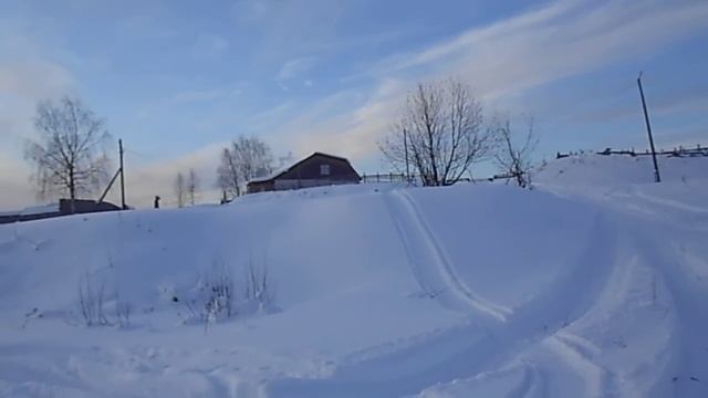 снегоход на дружбе смотреть онлайн