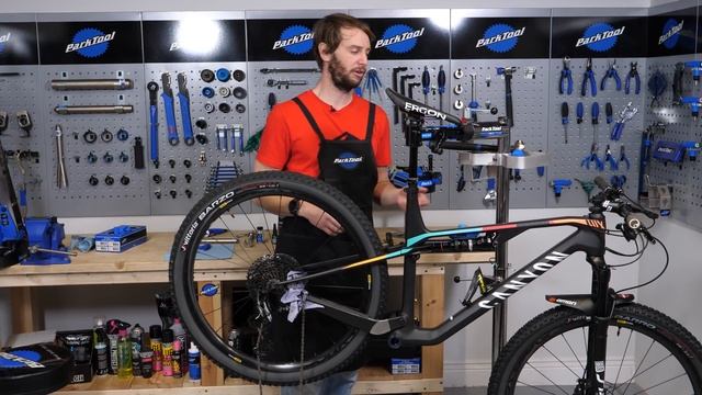 How To Remove & Install A Press Fit Bottom Bracket | GMBN Tech Maintenance Skills смотреть онлайн