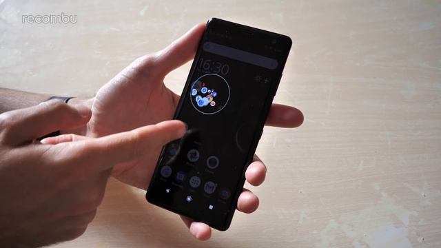 Sony Xperia XZ3 Unboxing | Full setup and tour! смотреть онлайн