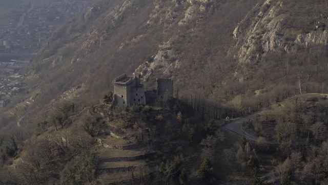 Valle d'Aosta | Aosta Valley: Mountains And Castles | 4K Drone Video смотреть онлайн