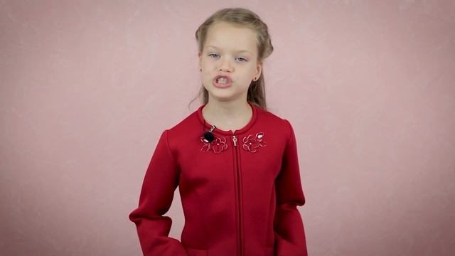 "НЕКРАСИВЫХ ЛЮДЕЙ НЕ БЫВАЕТ" стих читает Диана Ловчиновская 7 лет / Diana Lovchinovska смотреть онлайн