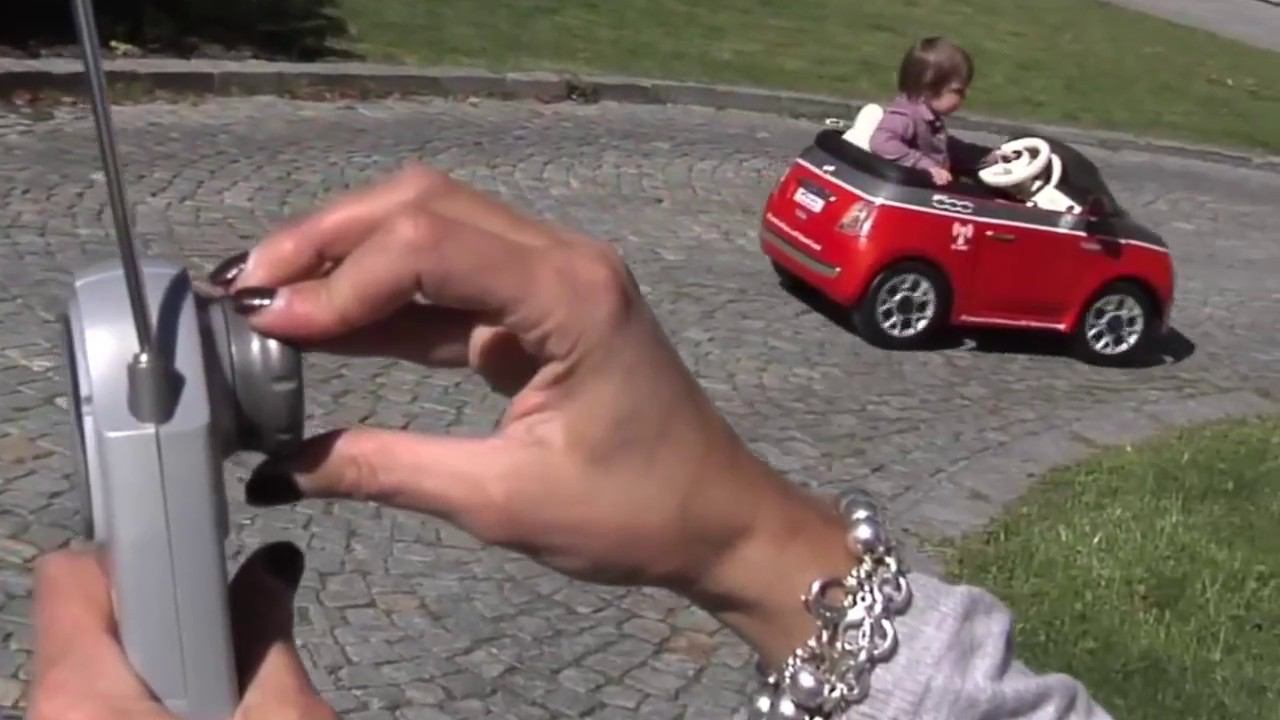 Электромобиль "Fiat 500 р/у" смотреть онлайн