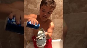 Как развлекаются карлики.