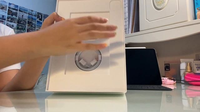 iPad Pro 11" 2020 Unboxing смотреть онлайн