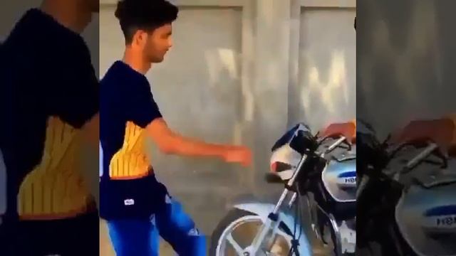 Phone dropped new iPhone indian tiktok meme смотреть онлайн