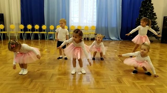 Мишка косолапый танец в детском саду. утренник в детском саду. гуо ДС 192 утренник