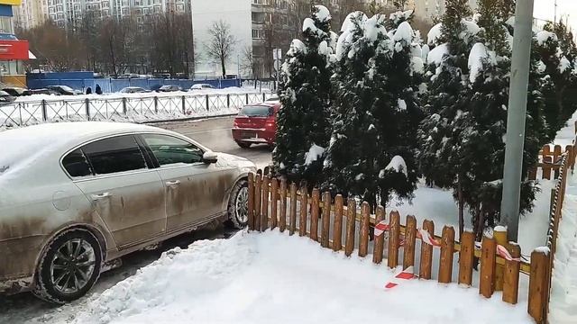 Москва Метро Домодедовская ( Улица Генерала Белова) смотреть онлайн