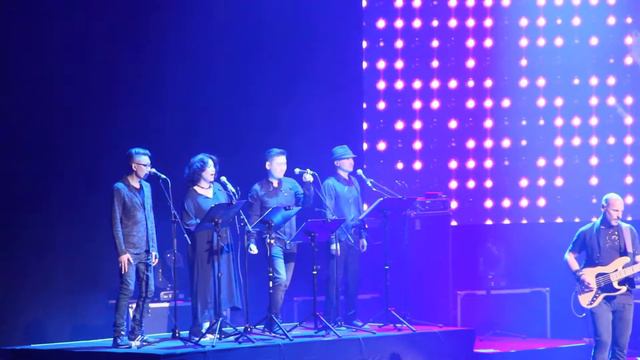 Marc Martel in Almaty - Under Preassure (feat. Askhatguitar) смотреть онлайн