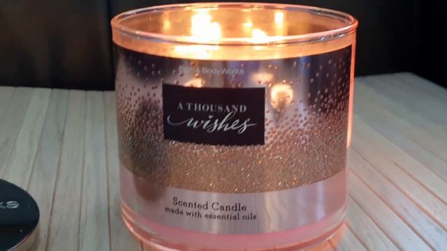 Свеча Bath and Body Works смотреть онлайн