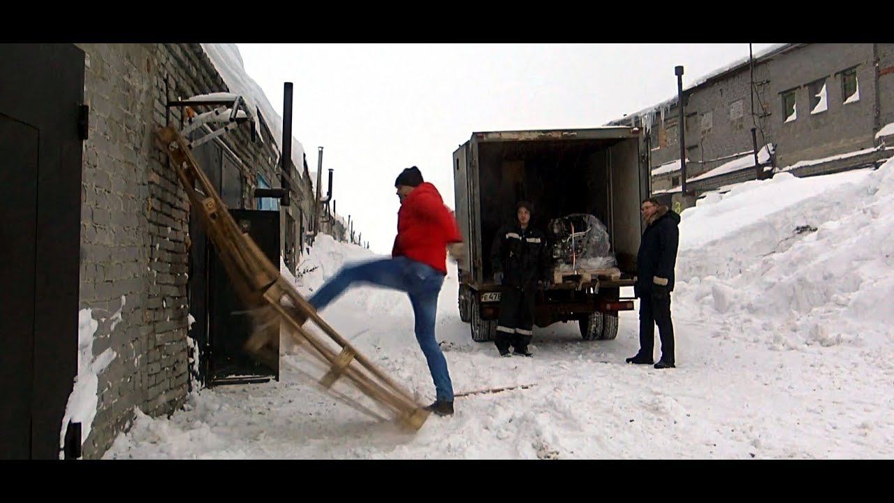 Мотор-гибрид в INFINITI G35. Соперник найден. смотреть онлайн