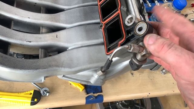 2007 VW Touareg 3.6 VR6 Project (Part 11) "Removing The Intake Manifold & Finding A Big Problem" смотреть онлайн