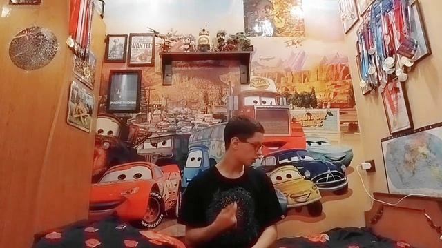 Как зарядить телефон с помощью солнца?! смотреть онлайн